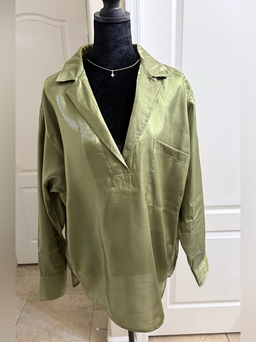 Pilcro Anthropologie Olive Green Shine Satin Blouse M - Picture 3 of 11